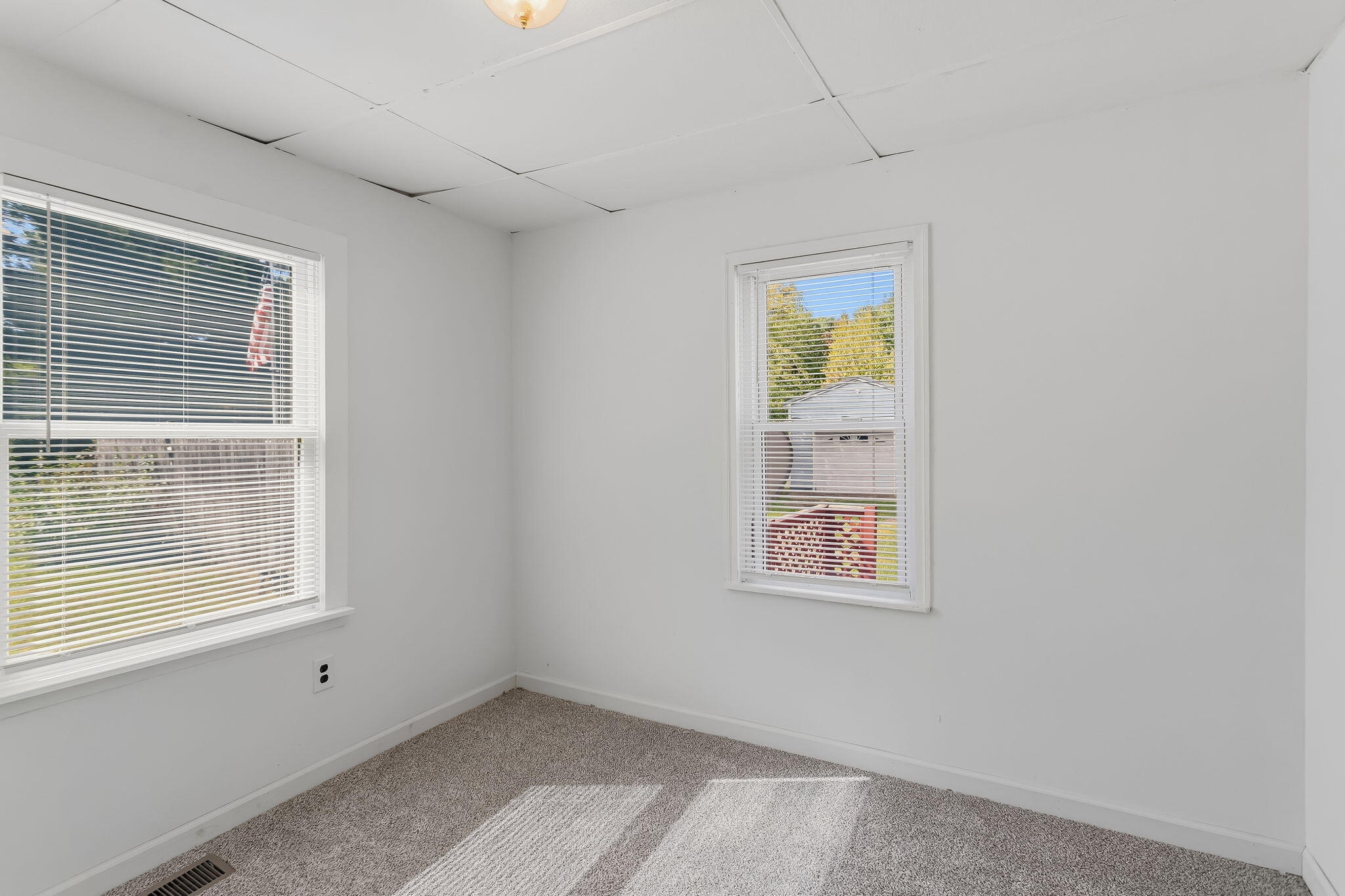 1259 S Brooks Road Muskegon MI 49442