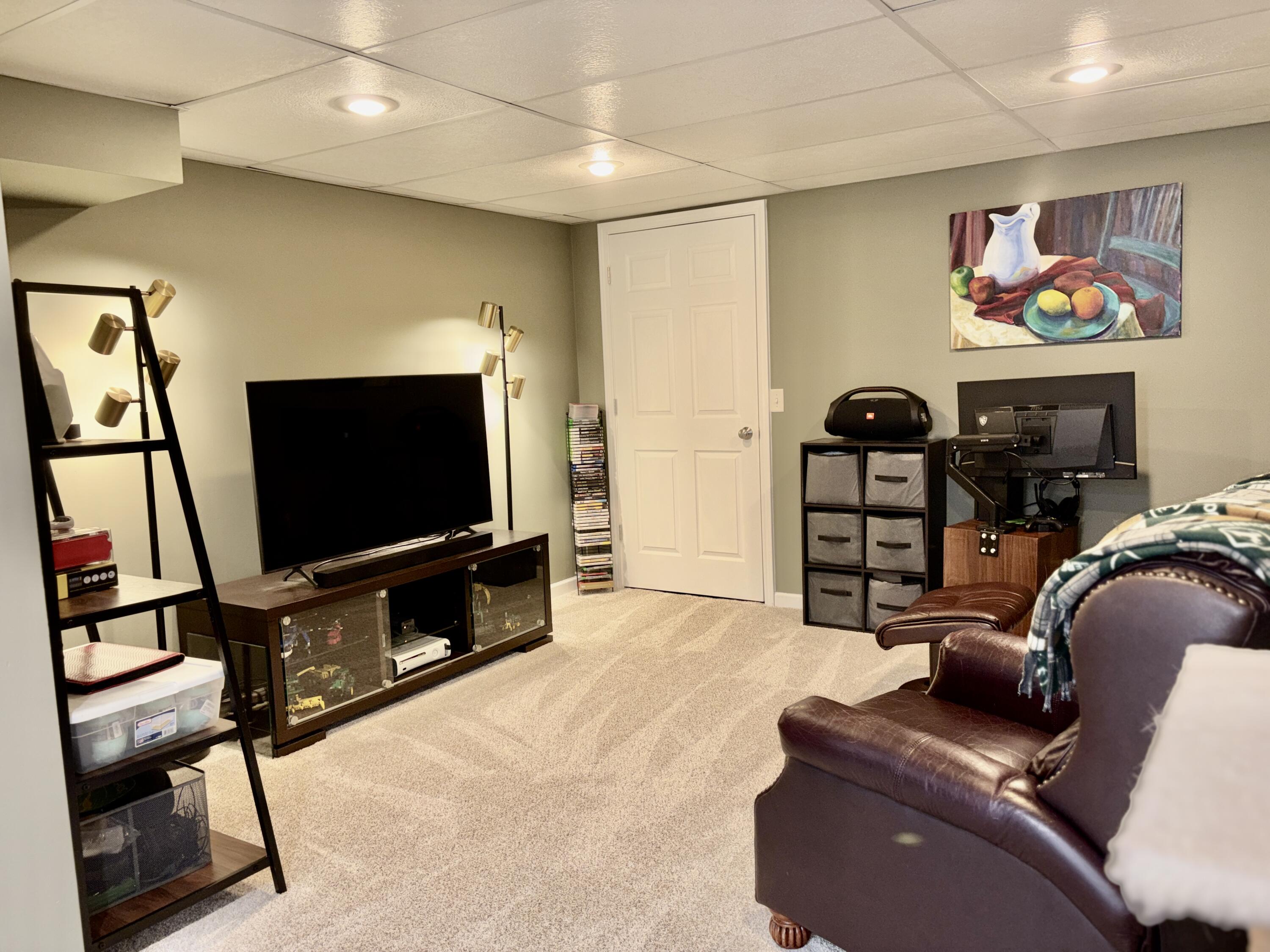 7277 11 Mile Road NE Rockford MI 49341
