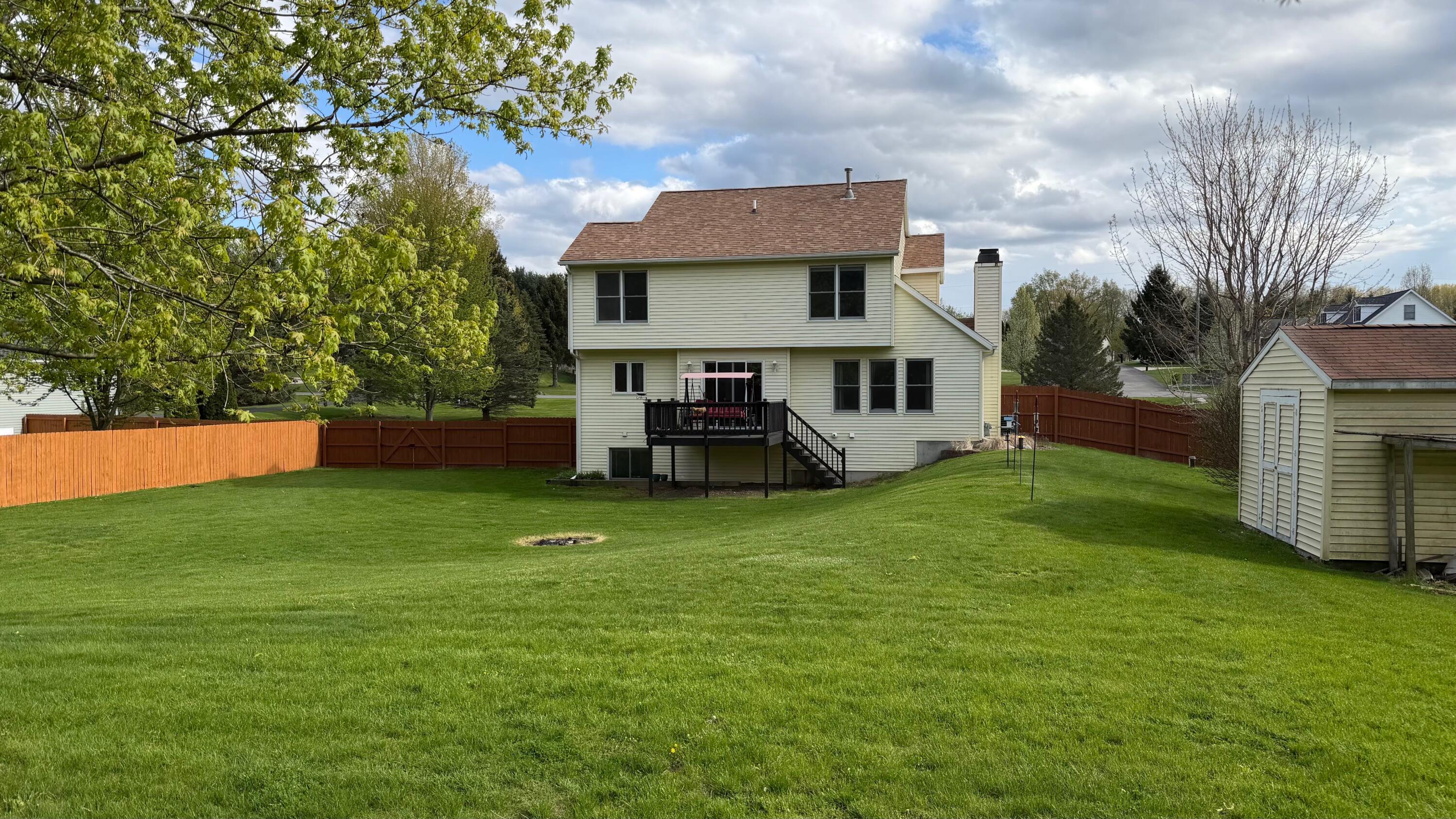 7277 11 Mile Road NE Rockford MI 49341