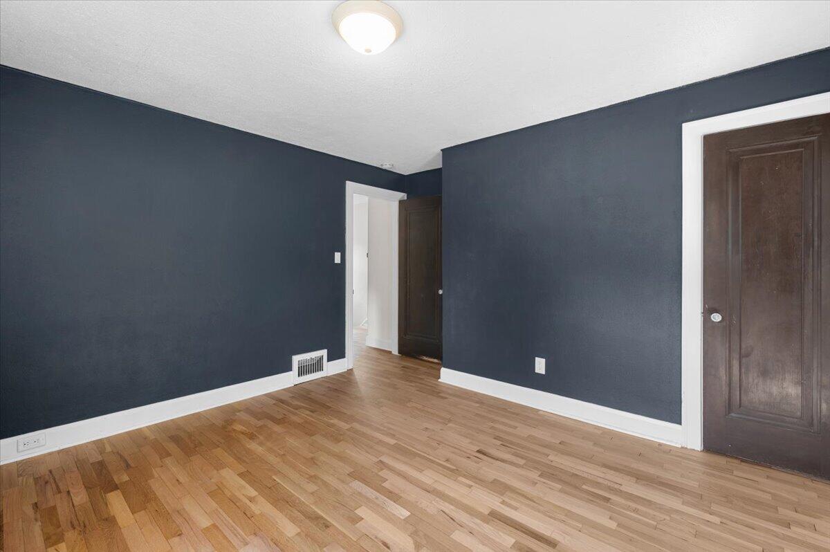 1515 Calvin Avenue SE Grand Rapids MI 49507