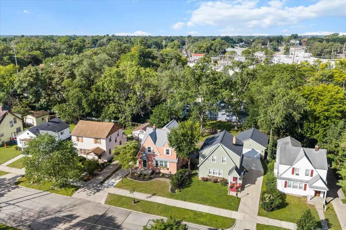 1515 Calvin Avenue SE Grand Rapids MI 49507