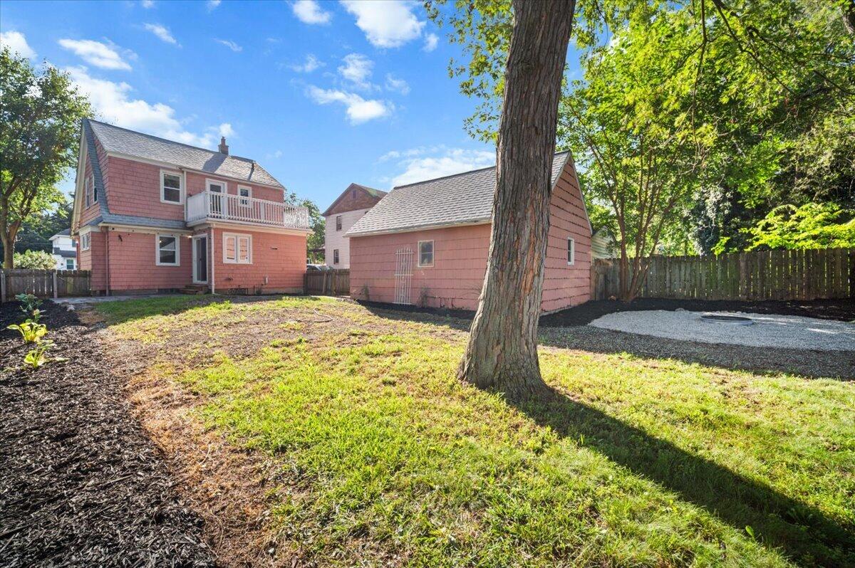 1515 Calvin Avenue SE Grand Rapids MI 49507