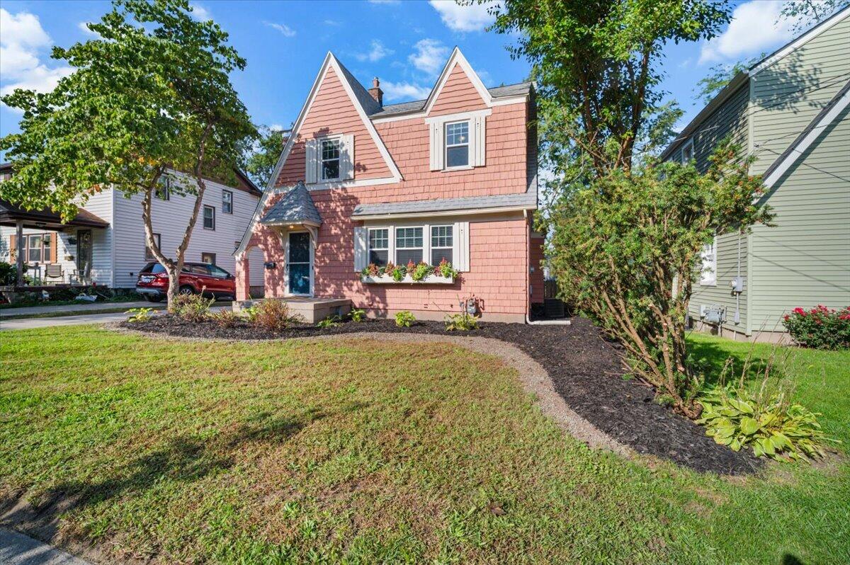 1515 Calvin Avenue SE Grand Rapids MI 49507