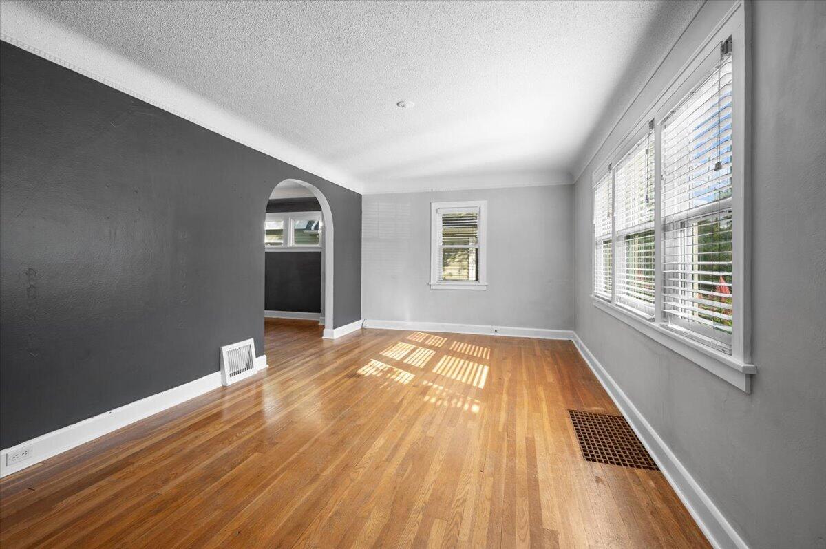 1515 Calvin Avenue SE Grand Rapids MI 49507