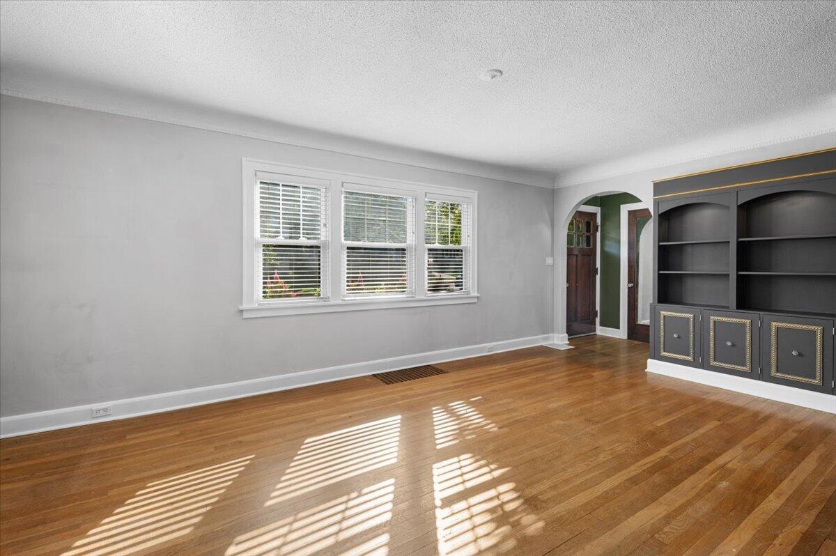 1515 Calvin Avenue SE Grand Rapids MI 49507