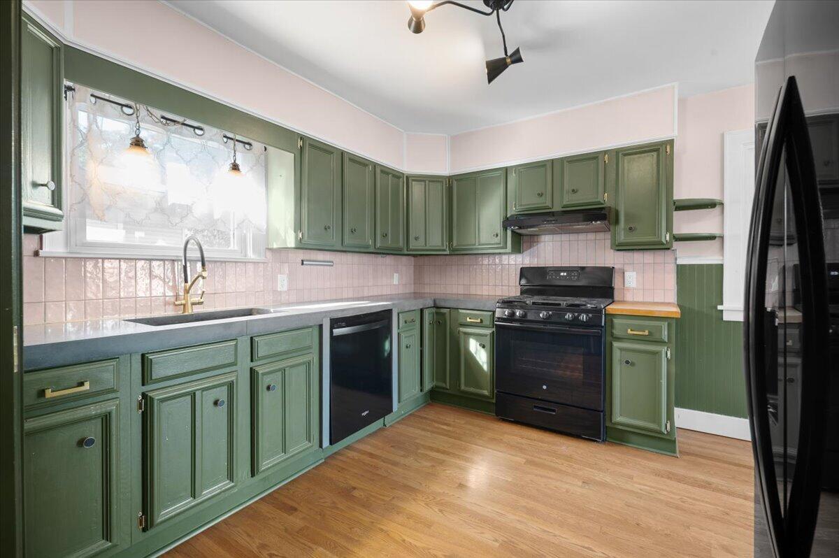 1515 Calvin Avenue SE Grand Rapids MI 49507