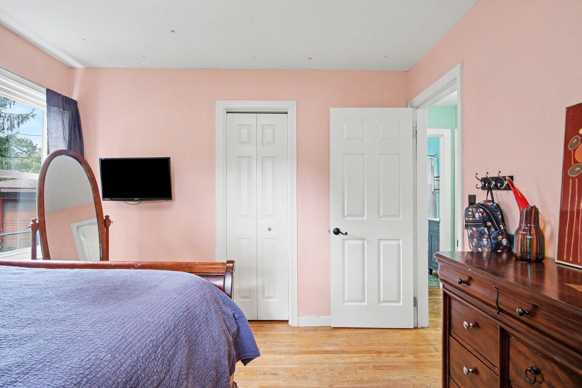 105 Katherine Drive NE Grand Rapids MI 49505