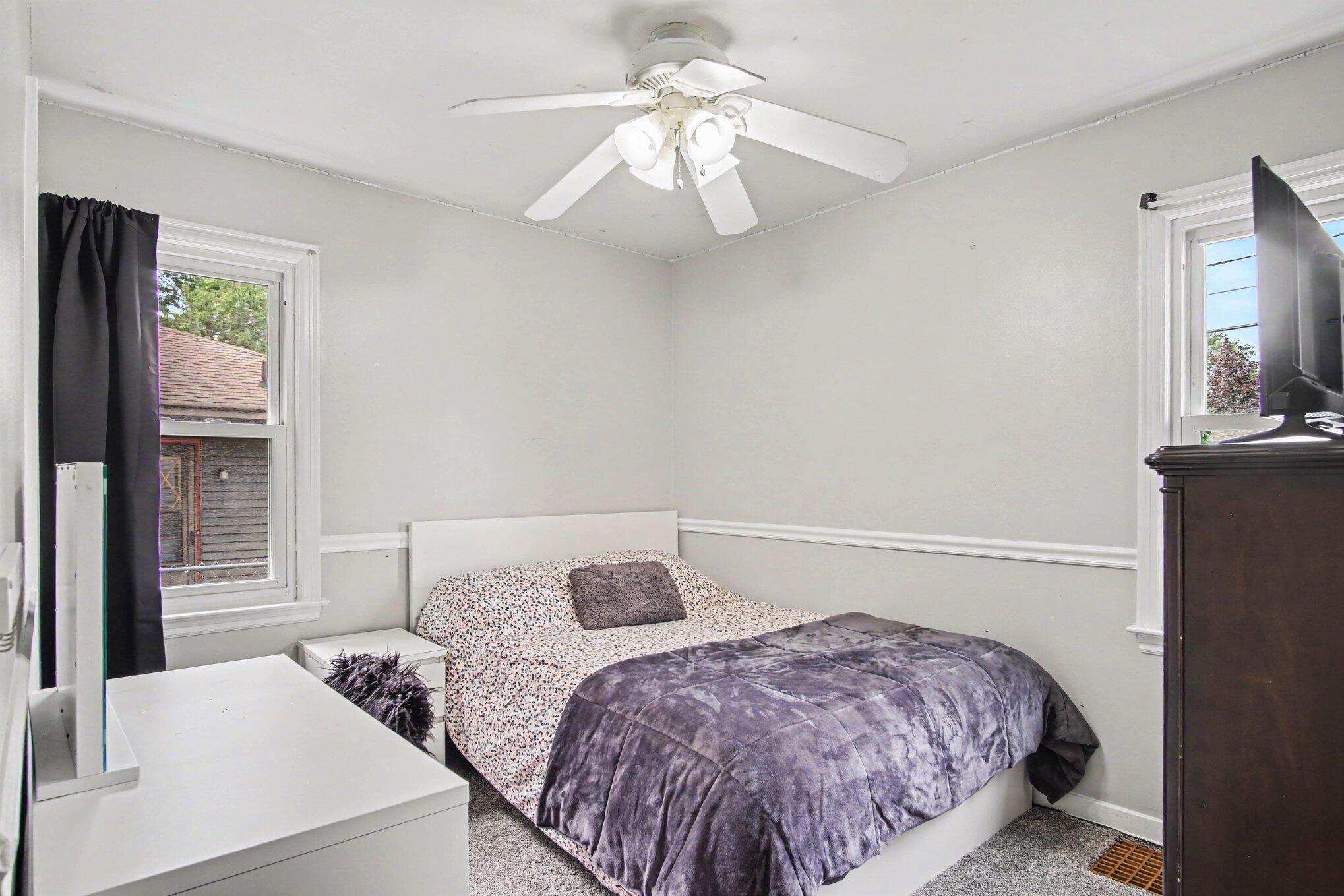 105 Katherine Drive NE Grand Rapids MI 49505