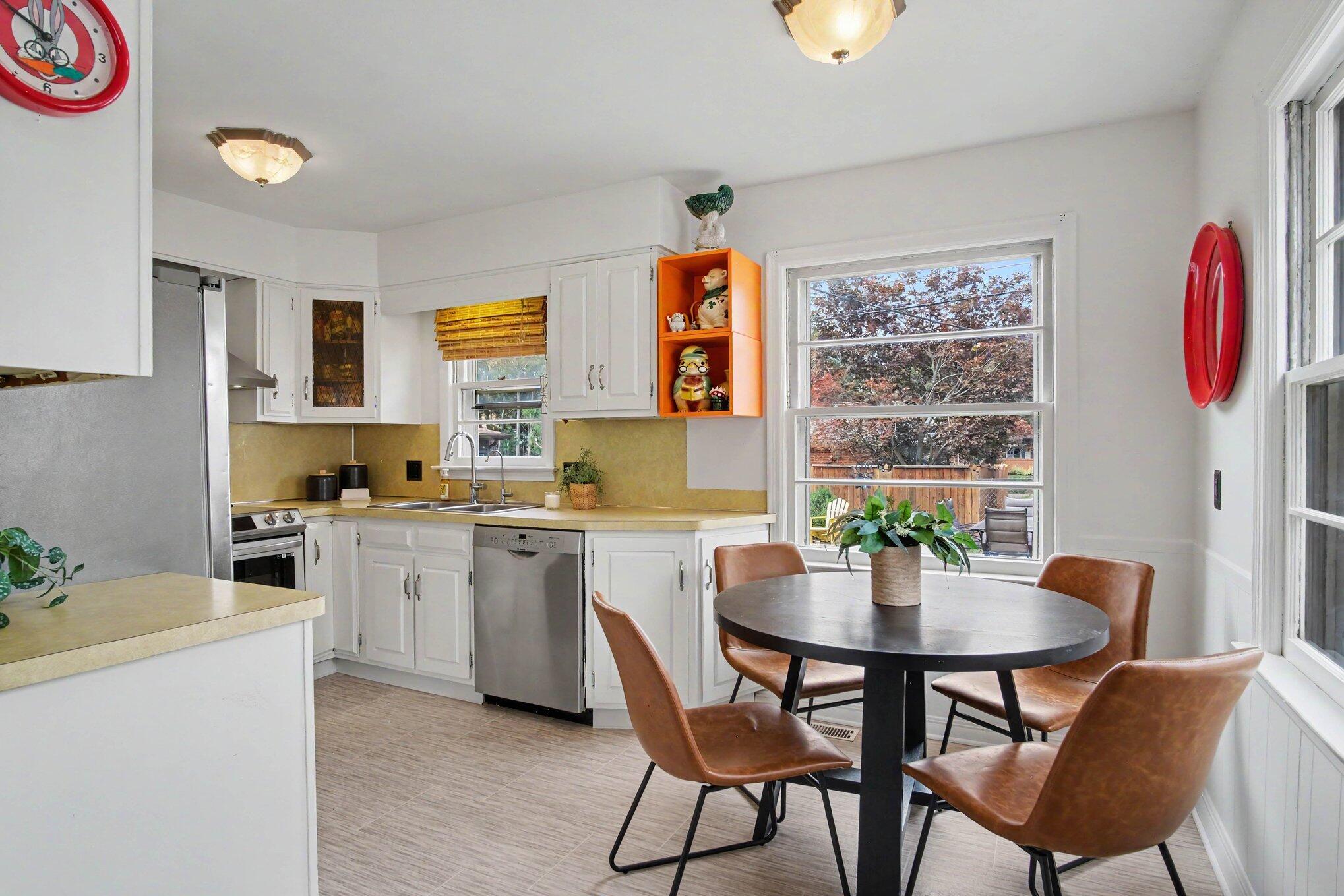 105 Katherine Drive NE Grand Rapids MI 49505