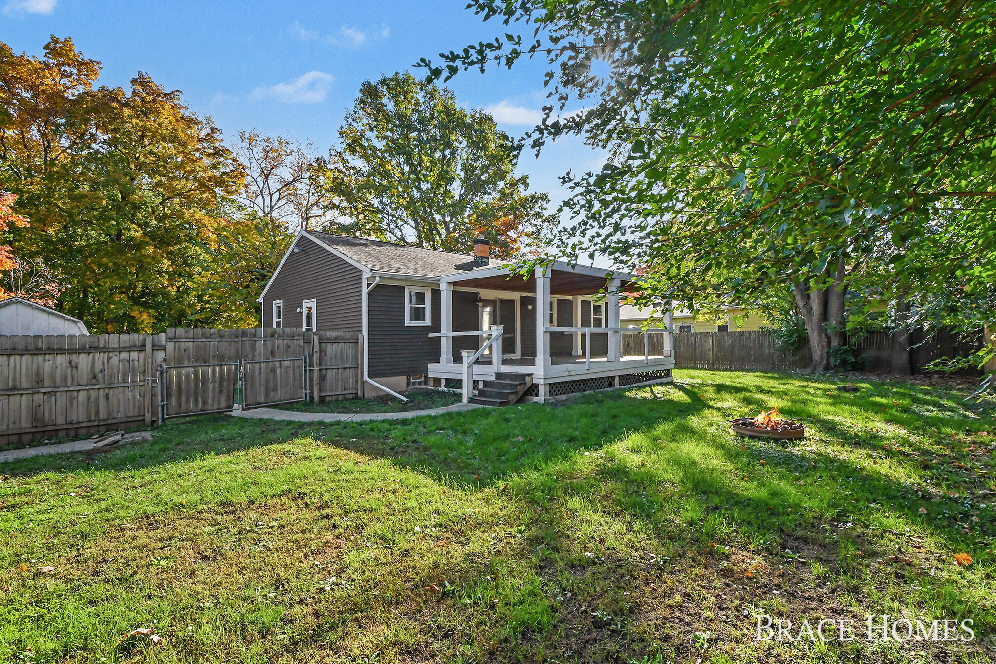 7575 Regal Avenue SE Grand Rapids MI 49548