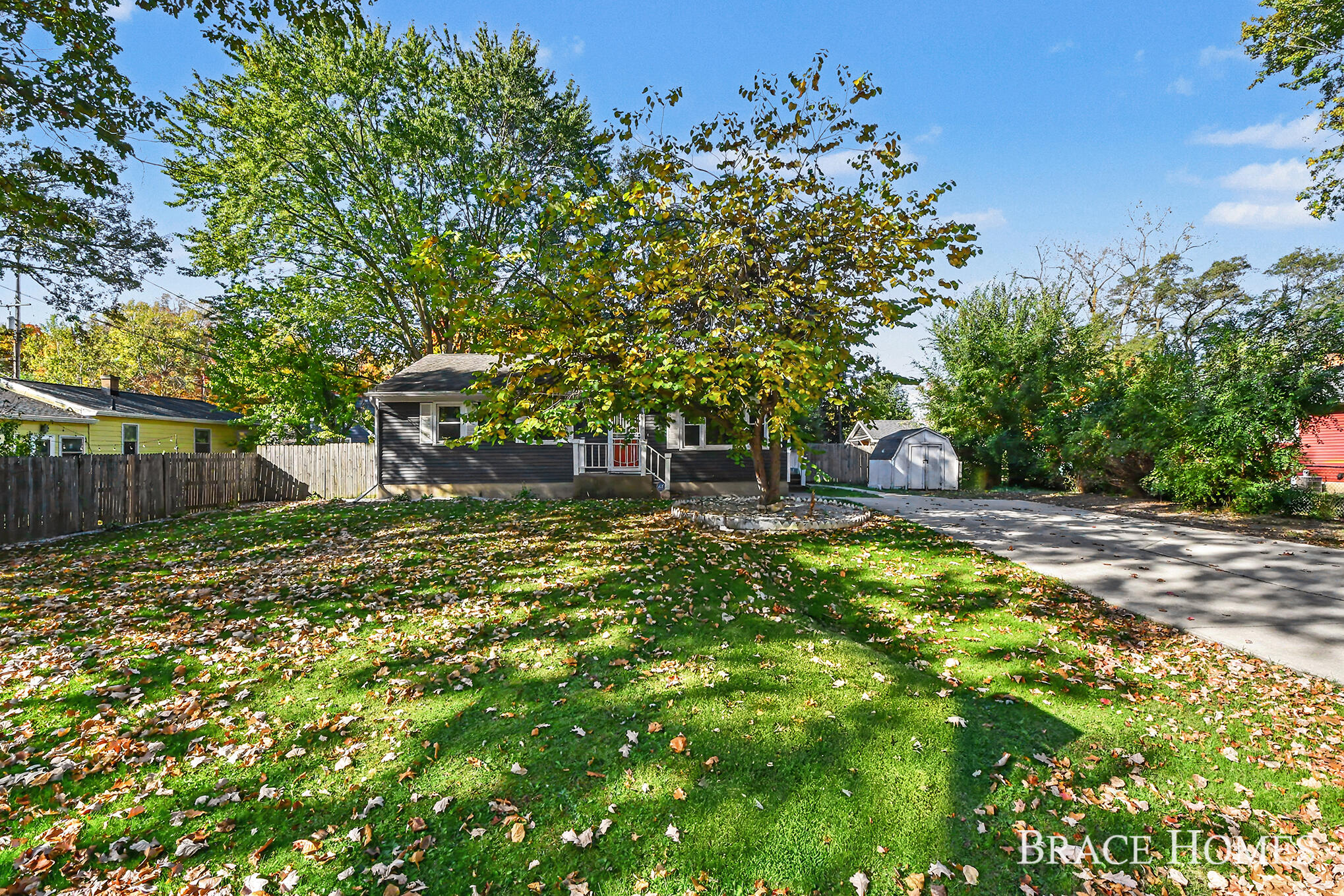 7575 Regal Avenue SE Grand Rapids MI 49548