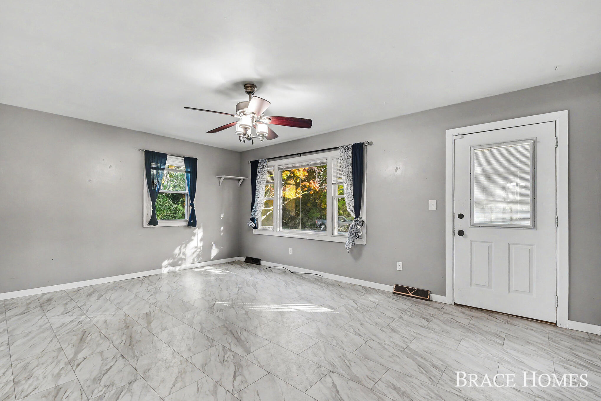 7575 Regal Avenue SE Grand Rapids MI 49548
