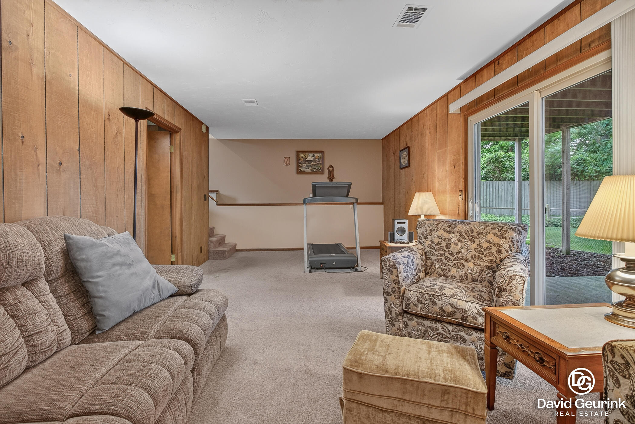 325 N Lindy Street Zeeland MI 49464