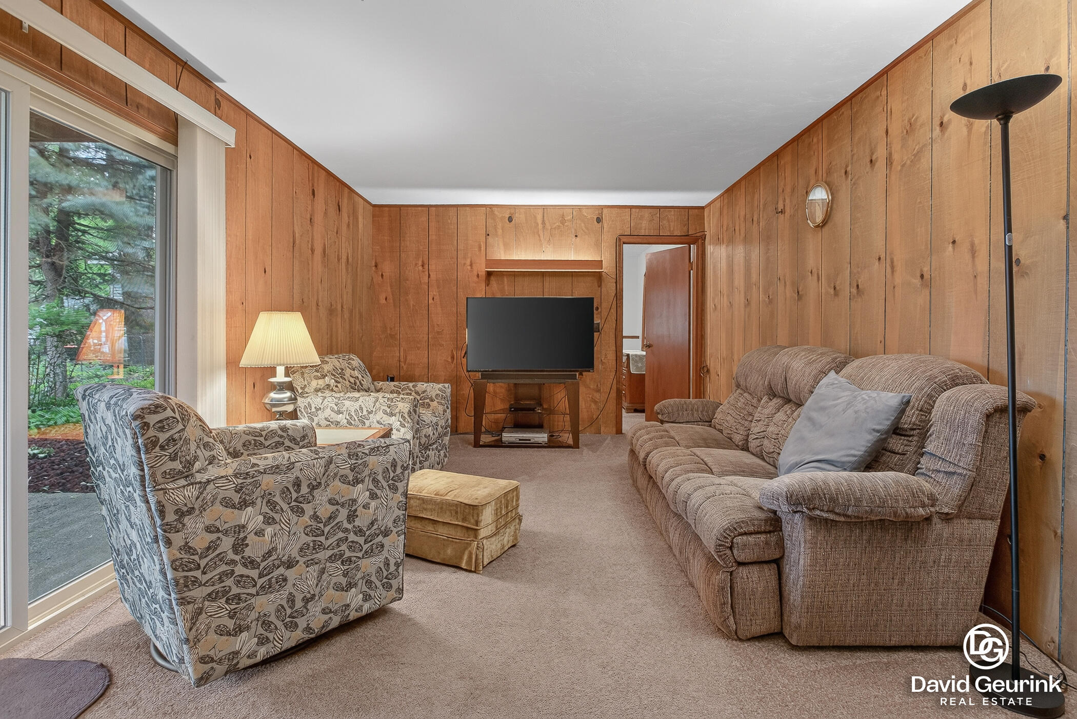 325 N Lindy Street Zeeland MI 49464
