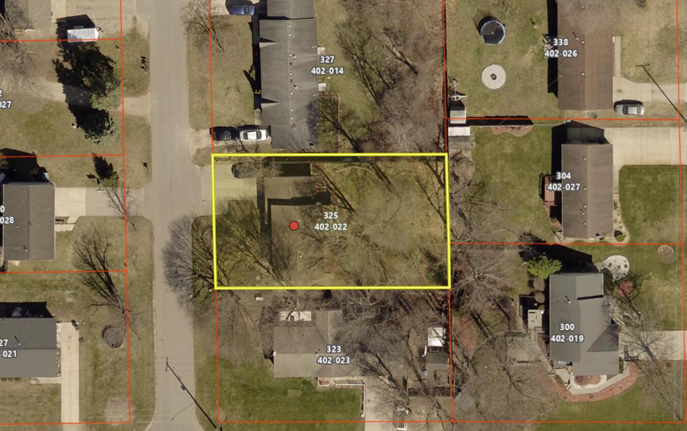 325 N Lindy Street Zeeland MI 49464