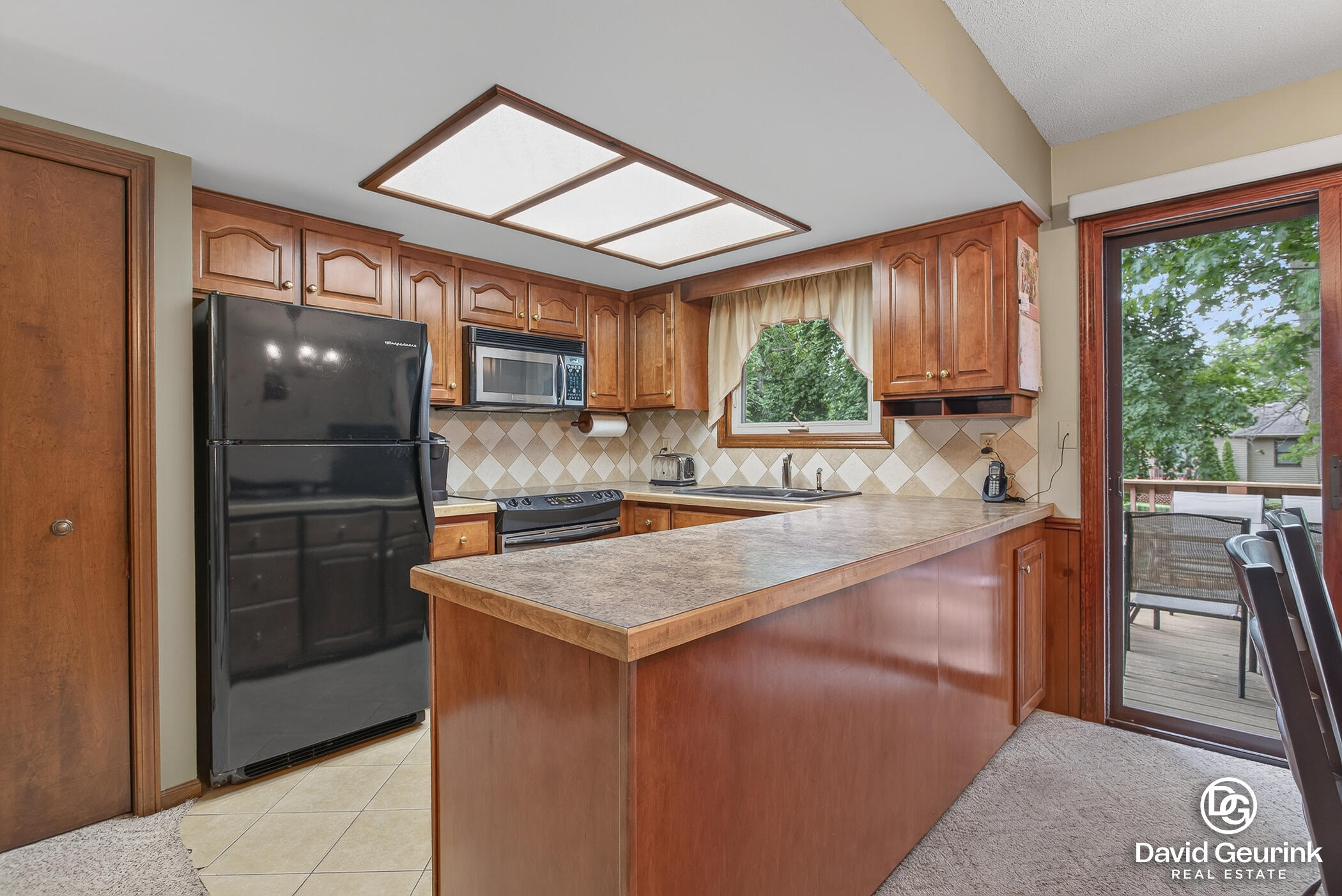 325 N Lindy Street Zeeland MI 49464