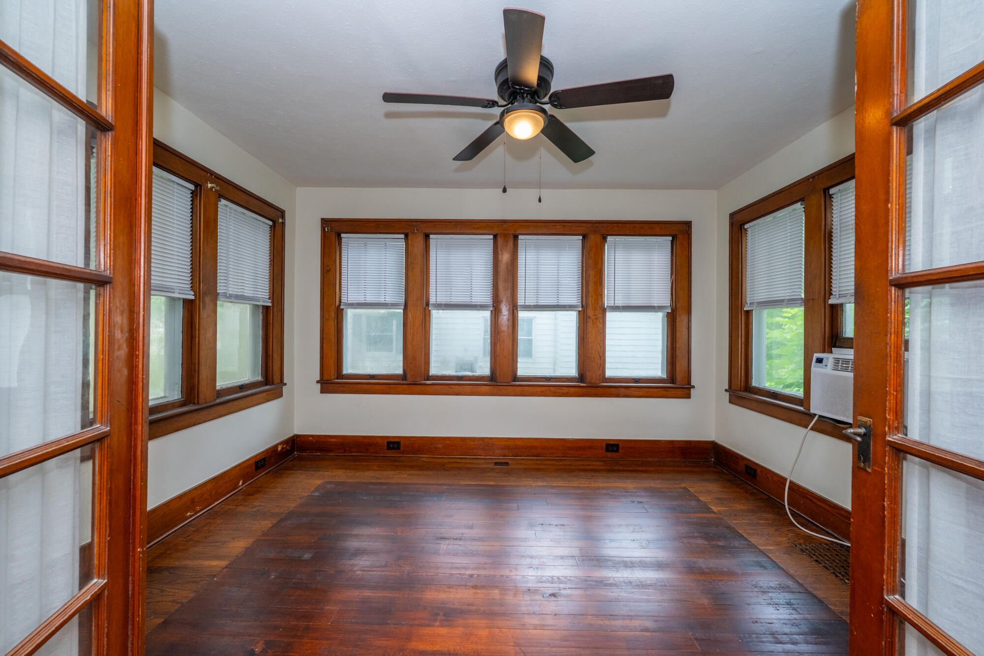 311 N Front Street Dowagiac MI 49047
