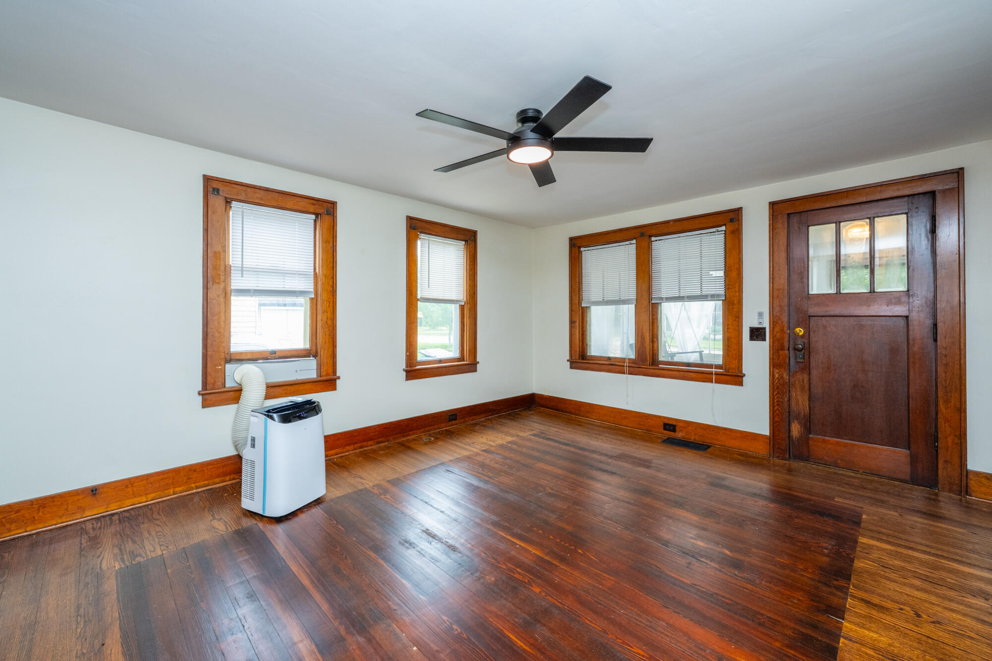 311 N Front Street Dowagiac MI 49047