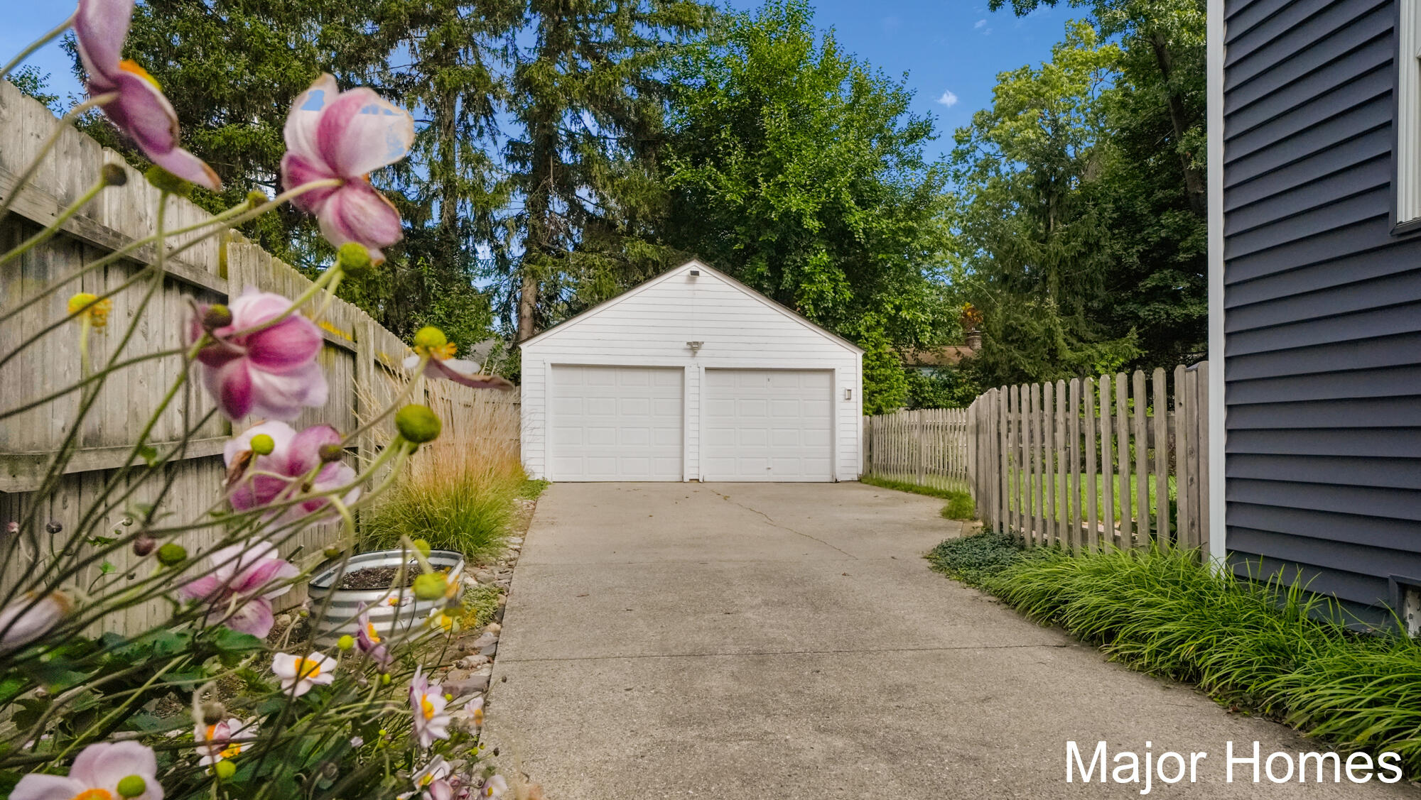 1015 Alger Street SE Grand Rapids MI 49507