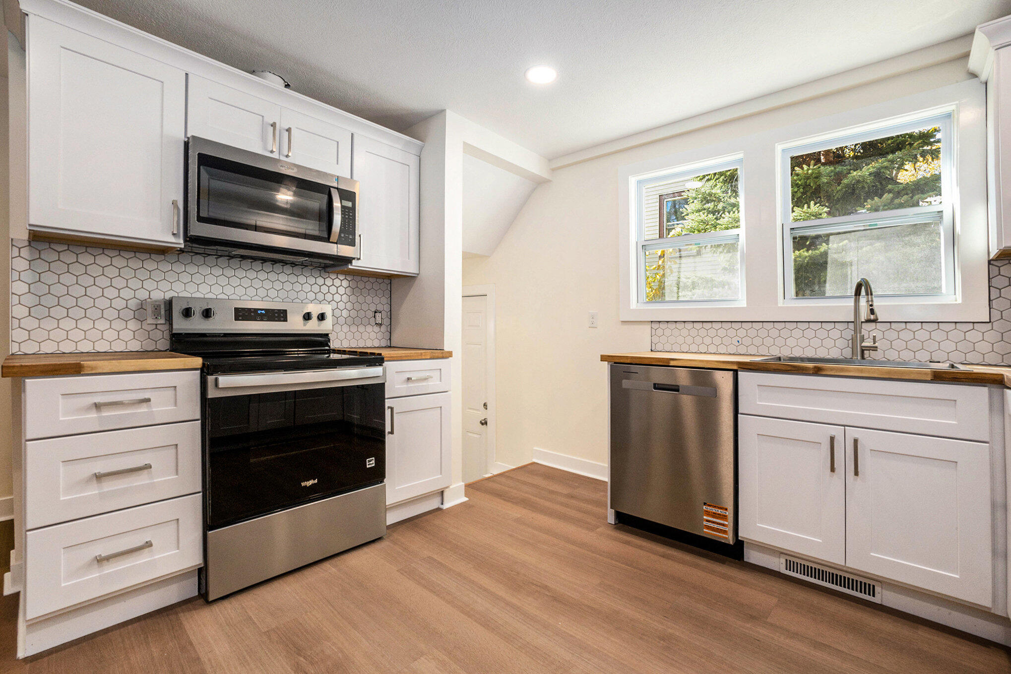 1125 Baxter Street SE Grand Rapids MI 49506