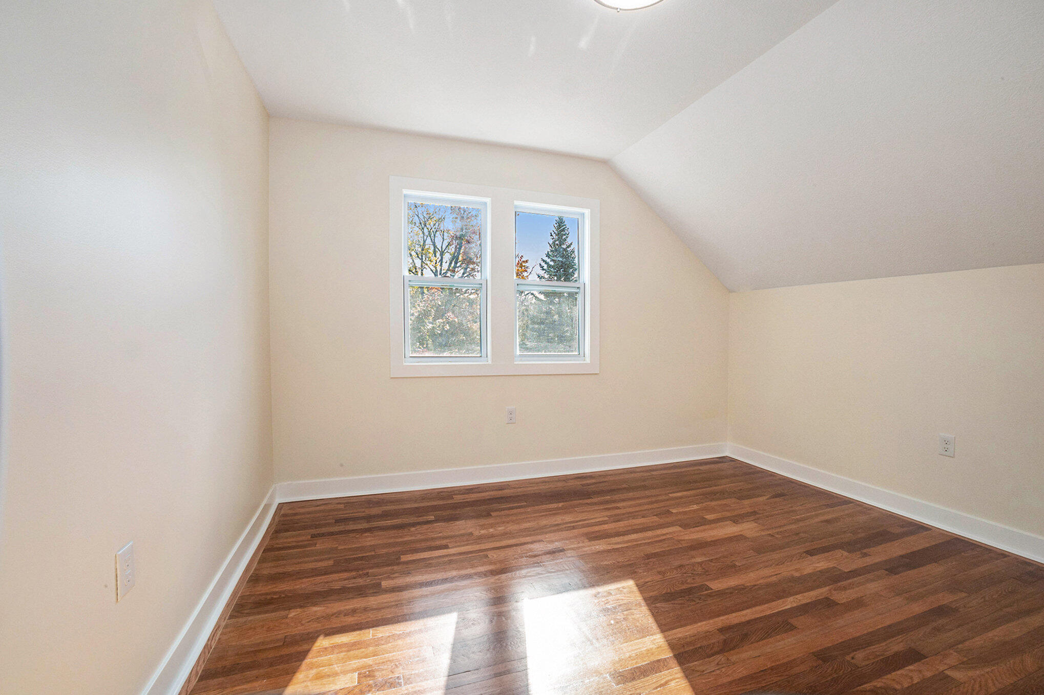 1125 Baxter Street SE Grand Rapids MI 49506