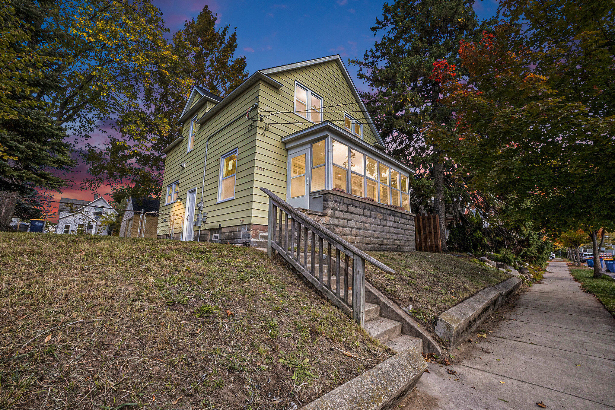 1125 Baxter Street SE Grand Rapids MI 49506