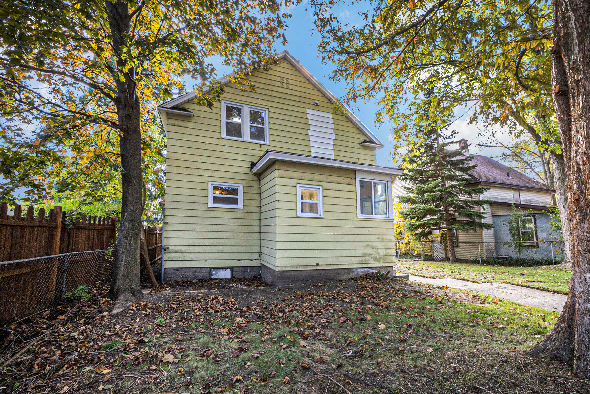 1125 Baxter Street SE Grand Rapids MI 49506