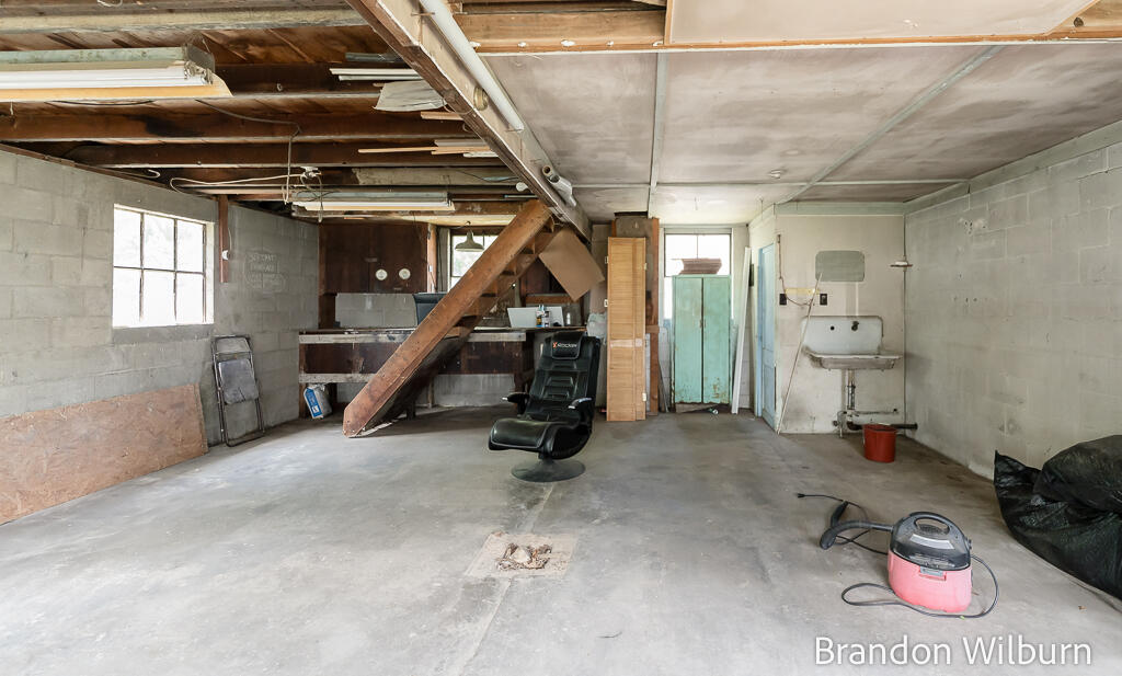 3259 Maple Grove Road Muskegon MI 49441