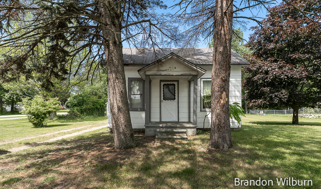3259 Maple Grove Road Muskegon MI 49441