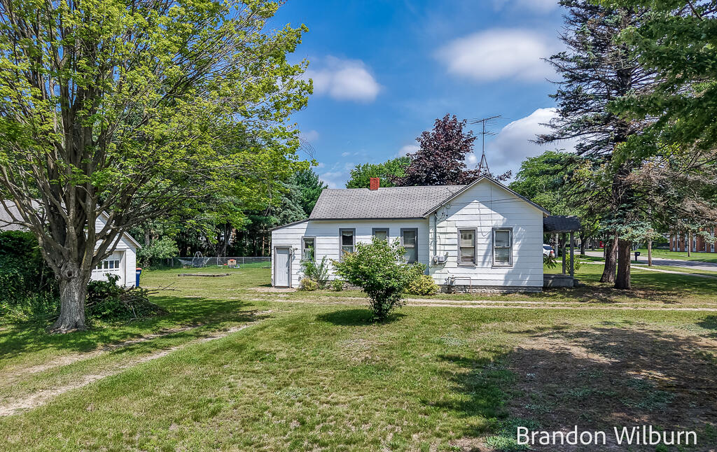 3259 Maple Grove Road Muskegon MI 49441