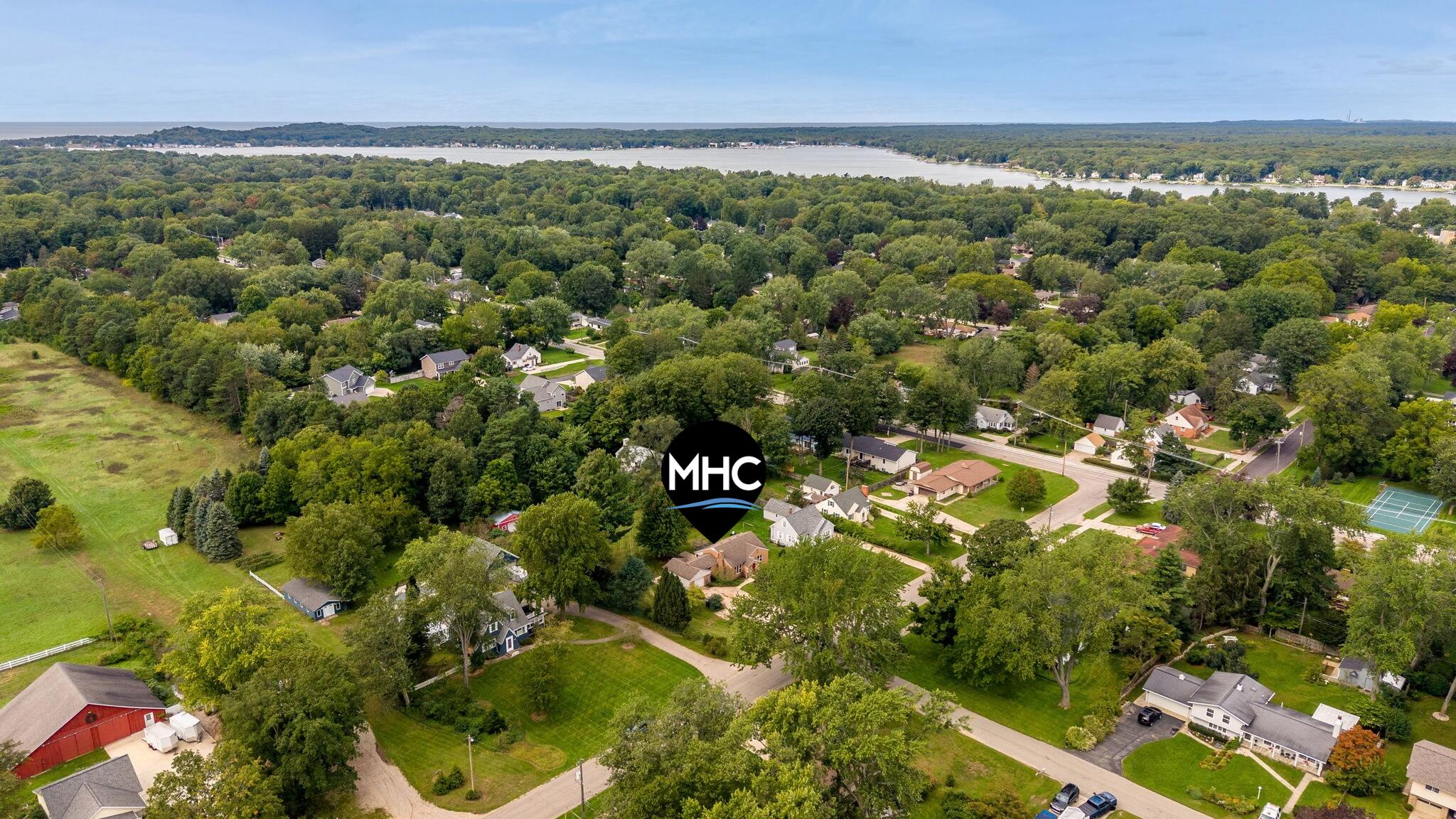 798 Myrtle Avenue Holland MI 49423