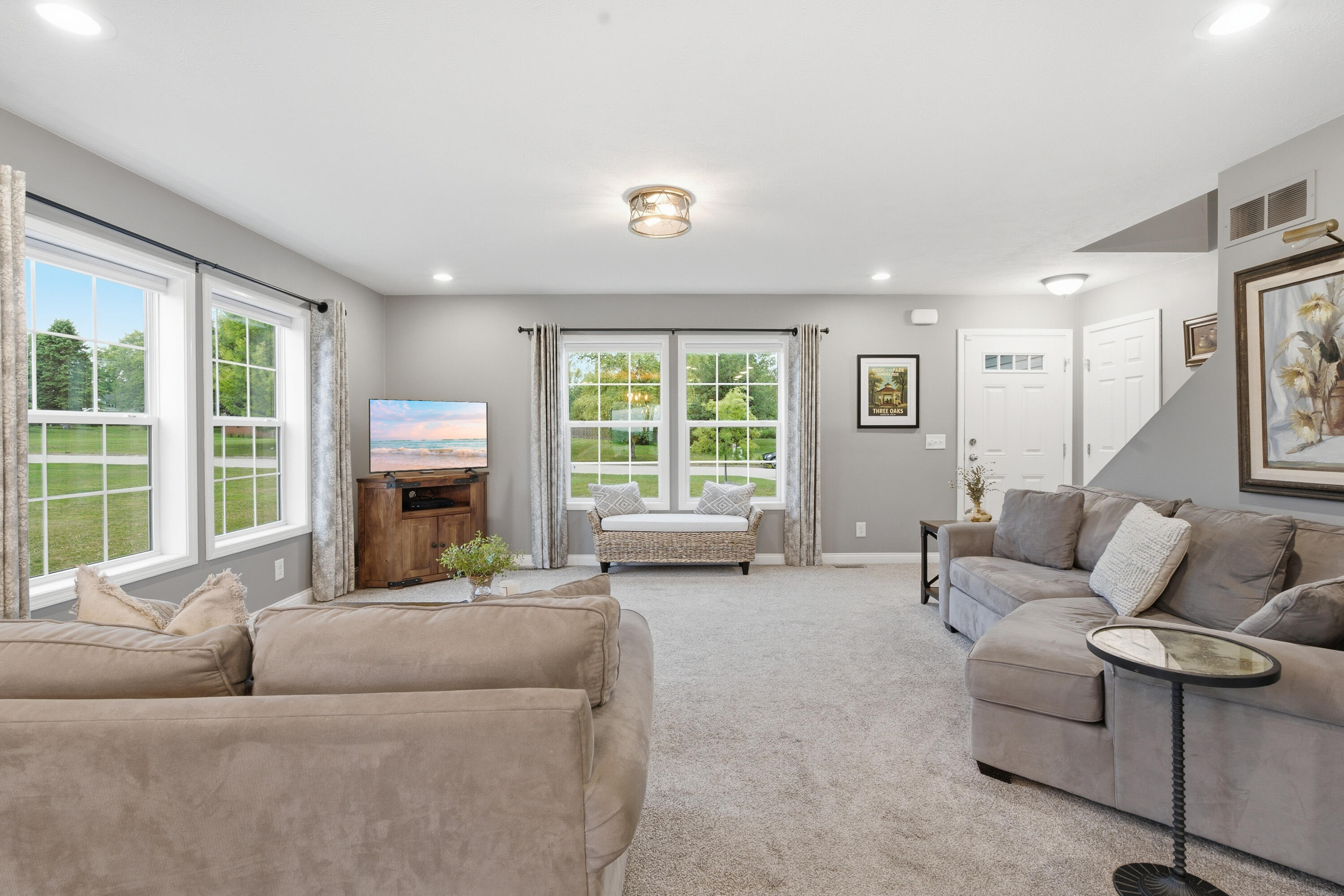 403 Tulip Drive Three Oaks MI 49128