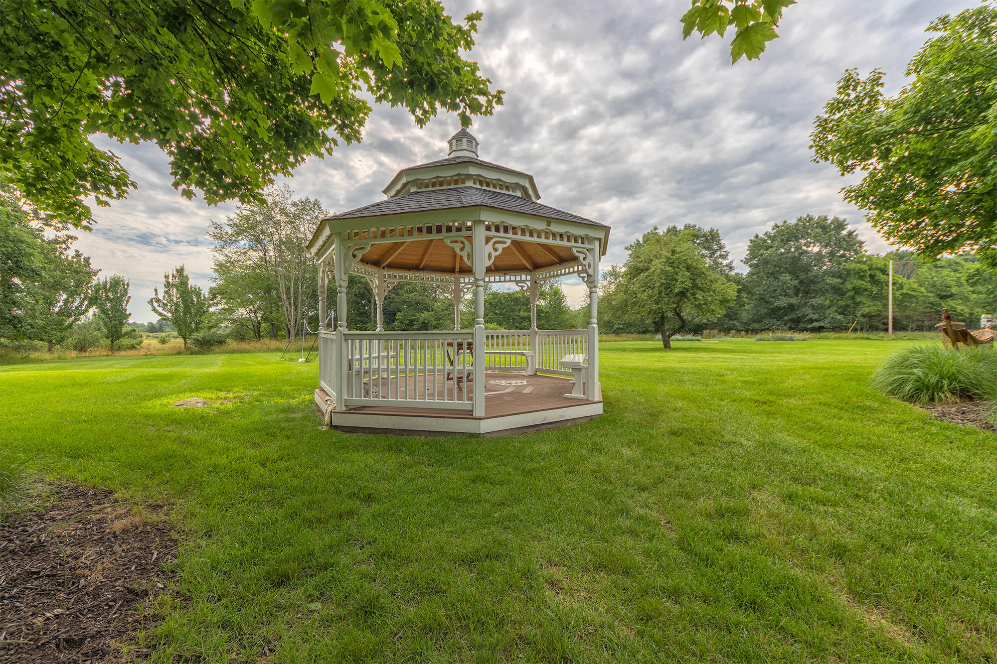 2975 Lakeshore Drive Fennville MI 49408