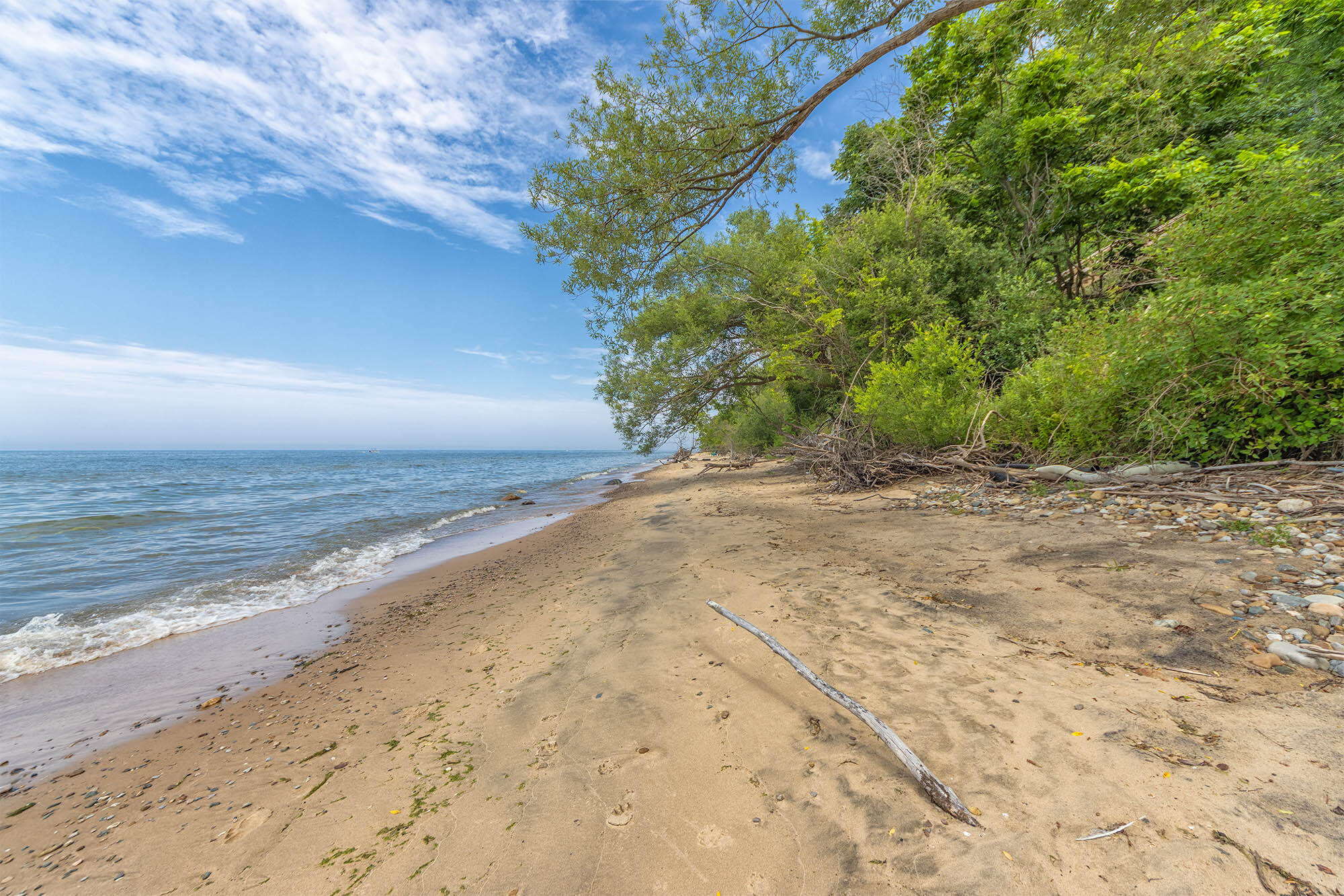 2975 Lakeshore Drive Fennville MI 49408