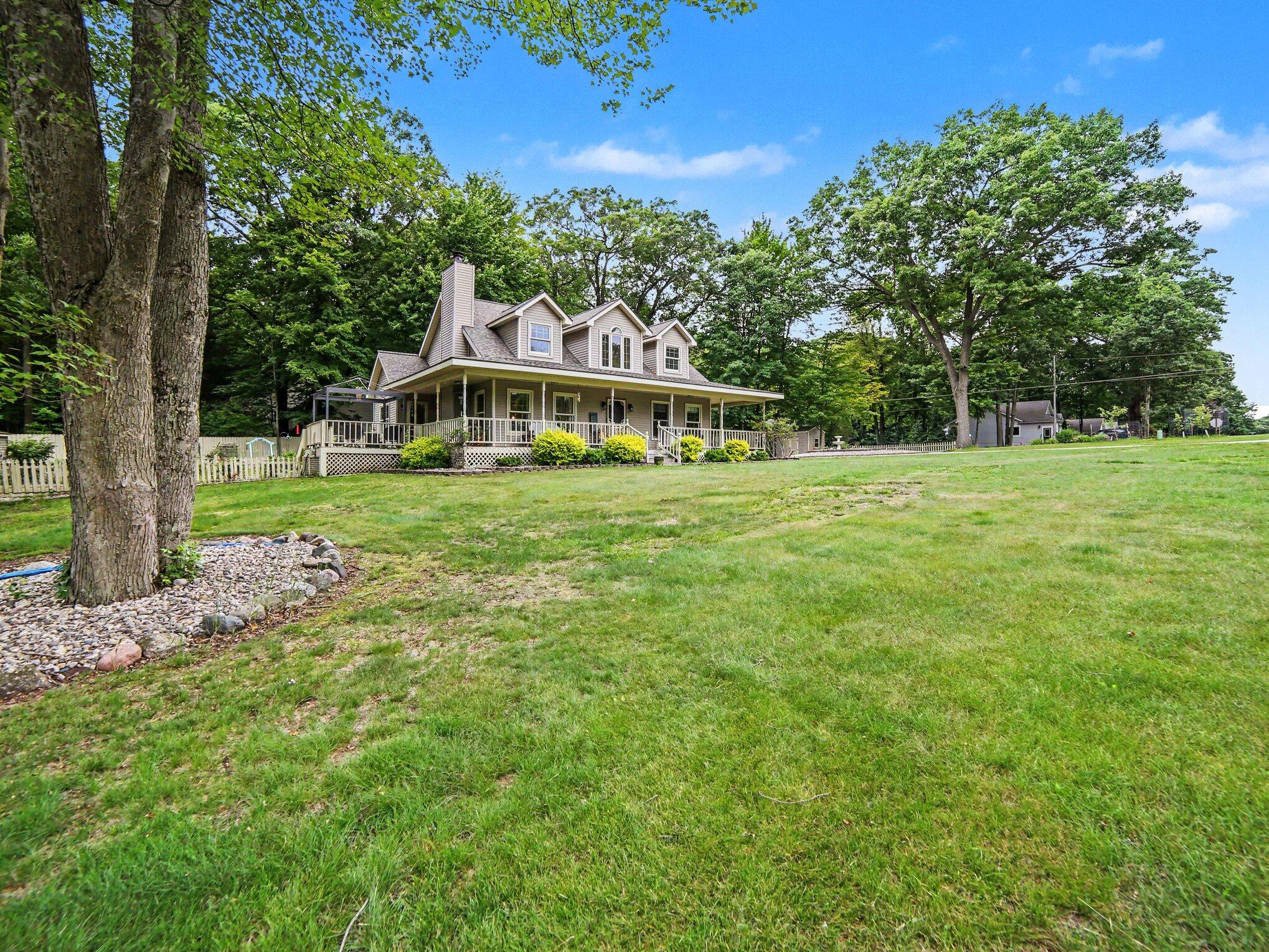 1579 N Marilyn Drive Ludington MI 49431