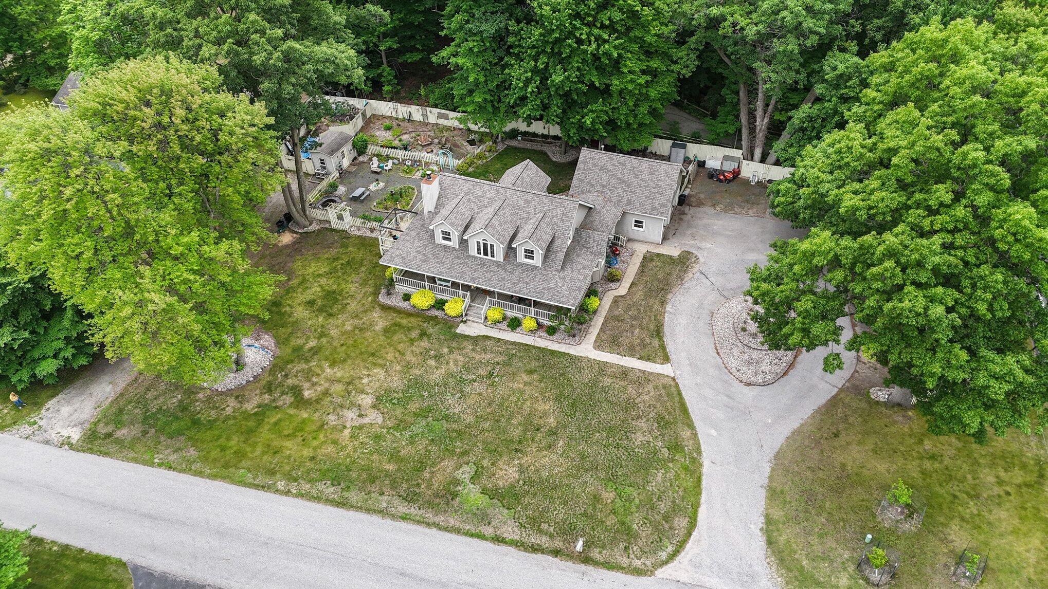 1579 N Marilyn Drive Ludington MI 49431