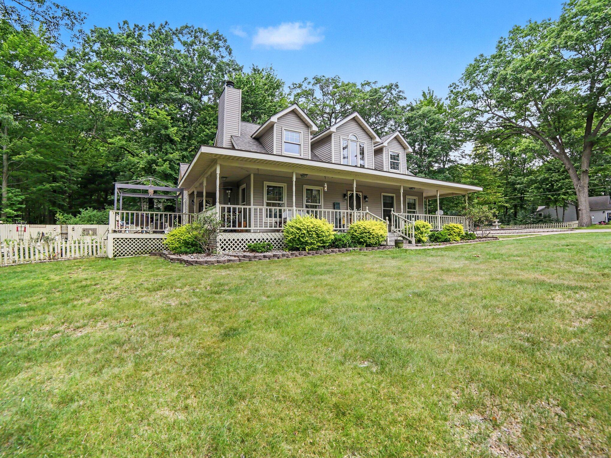 1579 N Marilyn Drive Ludington MI 49431