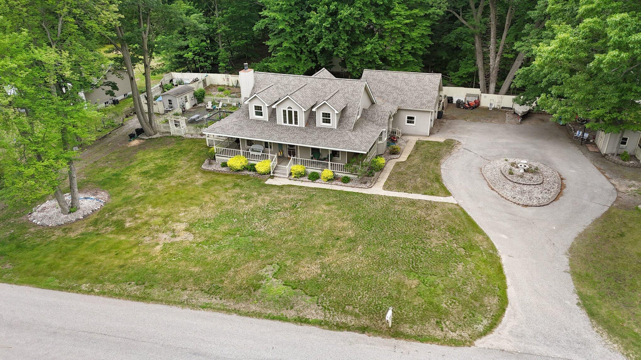 1579 N Marilyn Drive Ludington MI 49431