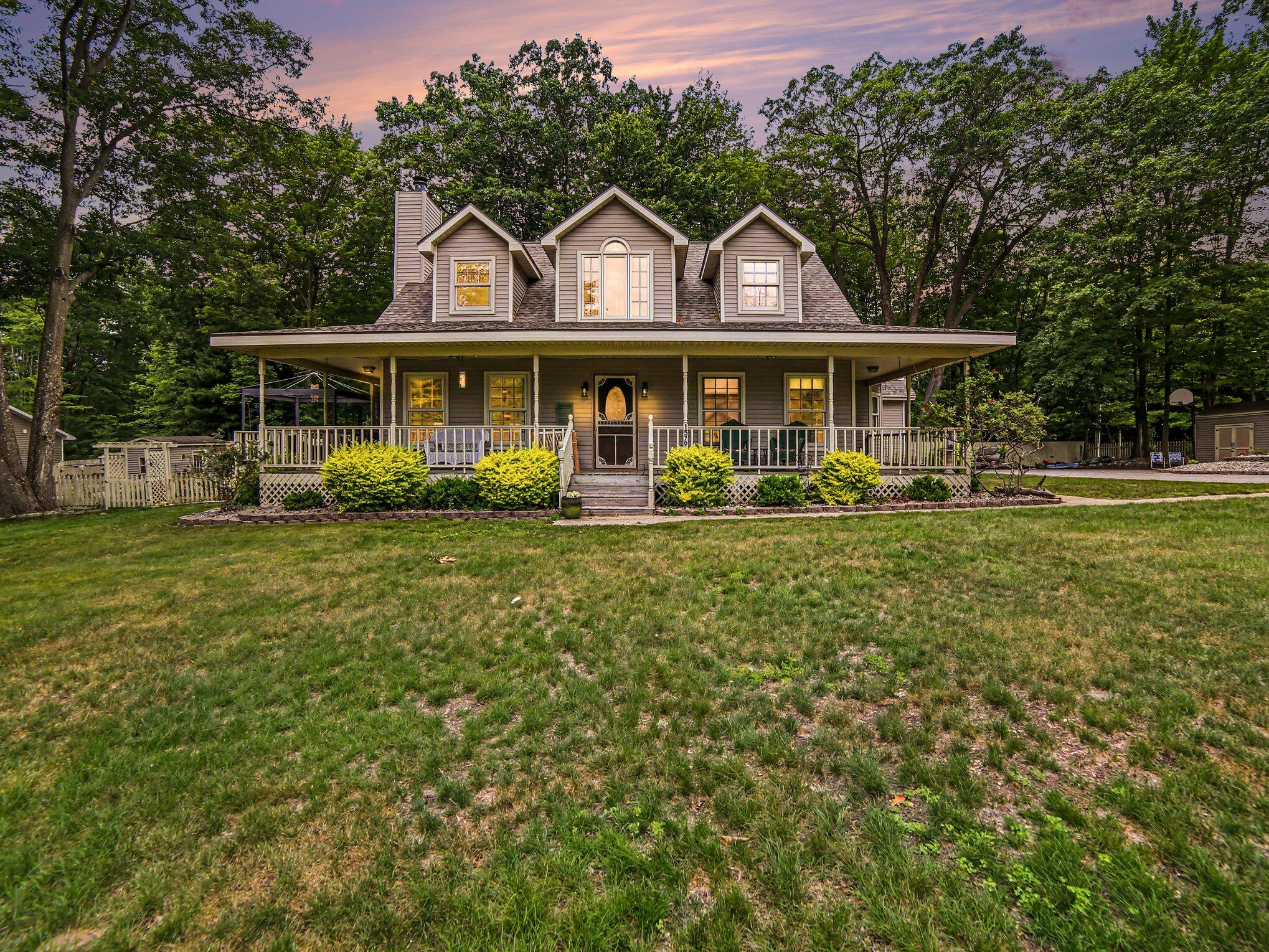 1579 N Marilyn Drive Ludington MI 49431