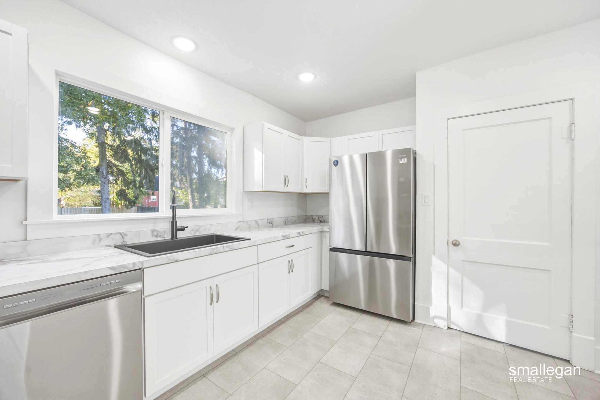 423 Amity Avenue Muskegon MI 49442