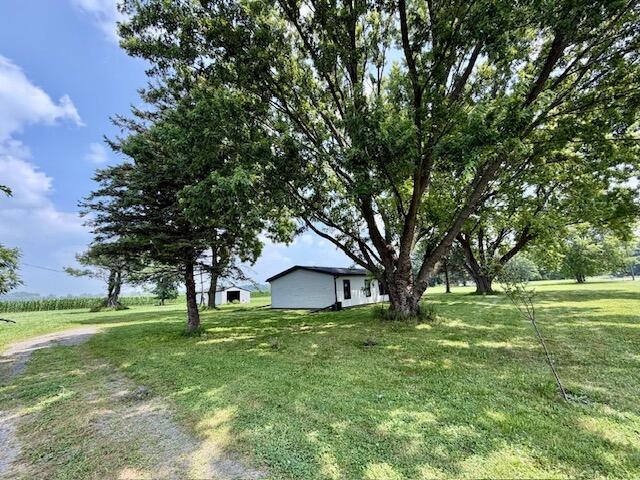 6633 W Forest Lawn Road Three Oaks MI 49128