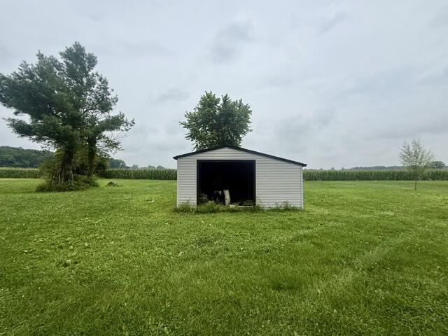 6633 W Forest Lawn Road Three Oaks MI 49128