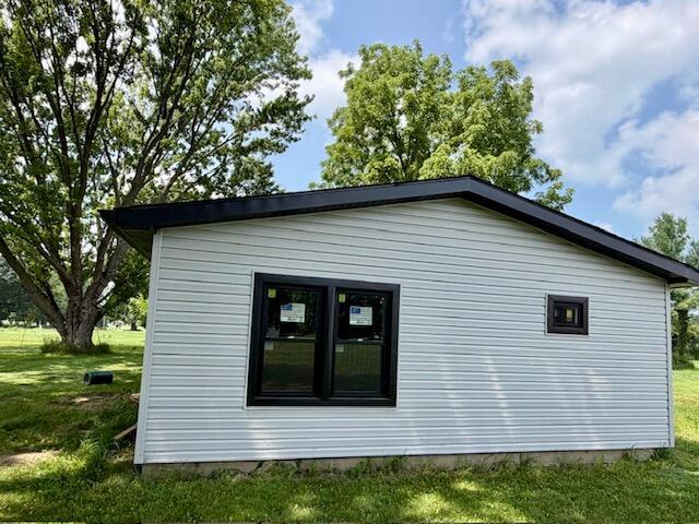 6633 W Forest Lawn Road Three Oaks MI 49128