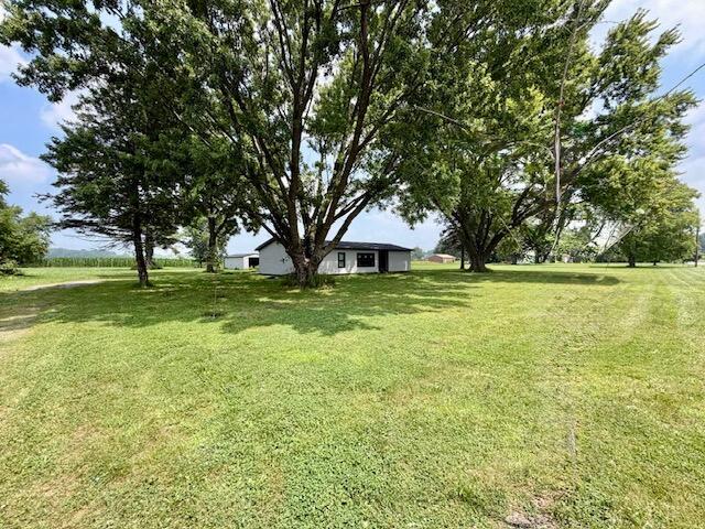 6633 W Forest Lawn Road Three Oaks MI 49128