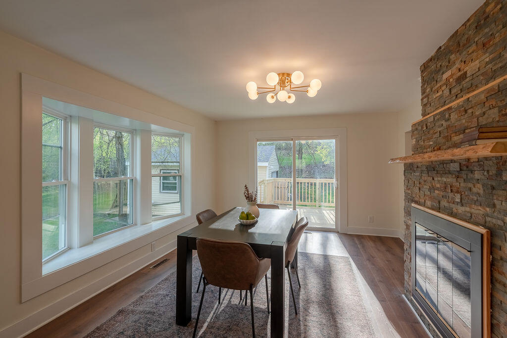 3527 Carlton Avenue NE Grand Rapids MI 49525
