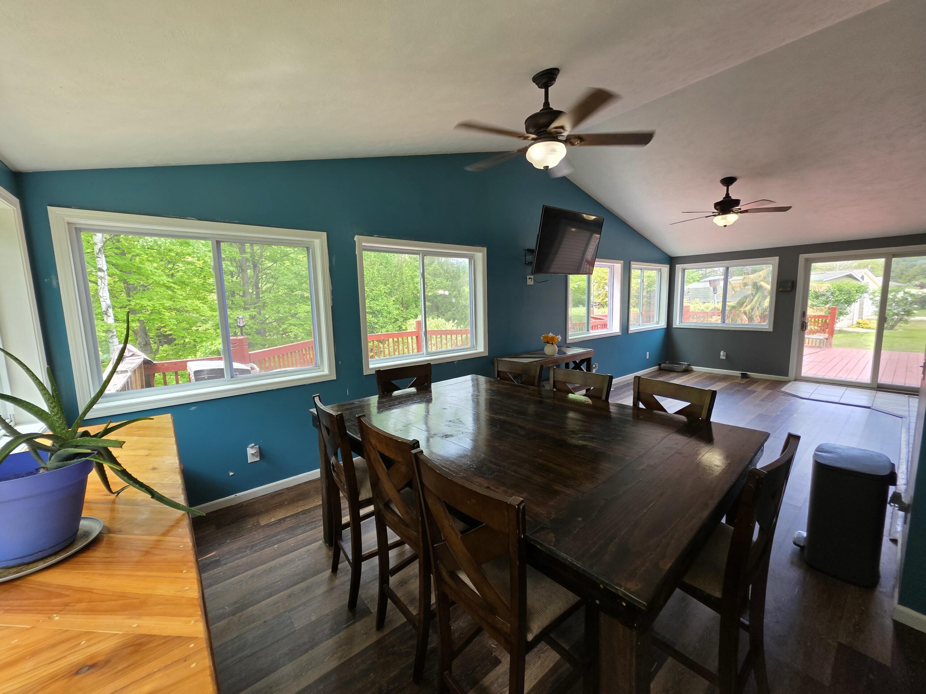 1125 Kristie Lane Ludington MI 49431