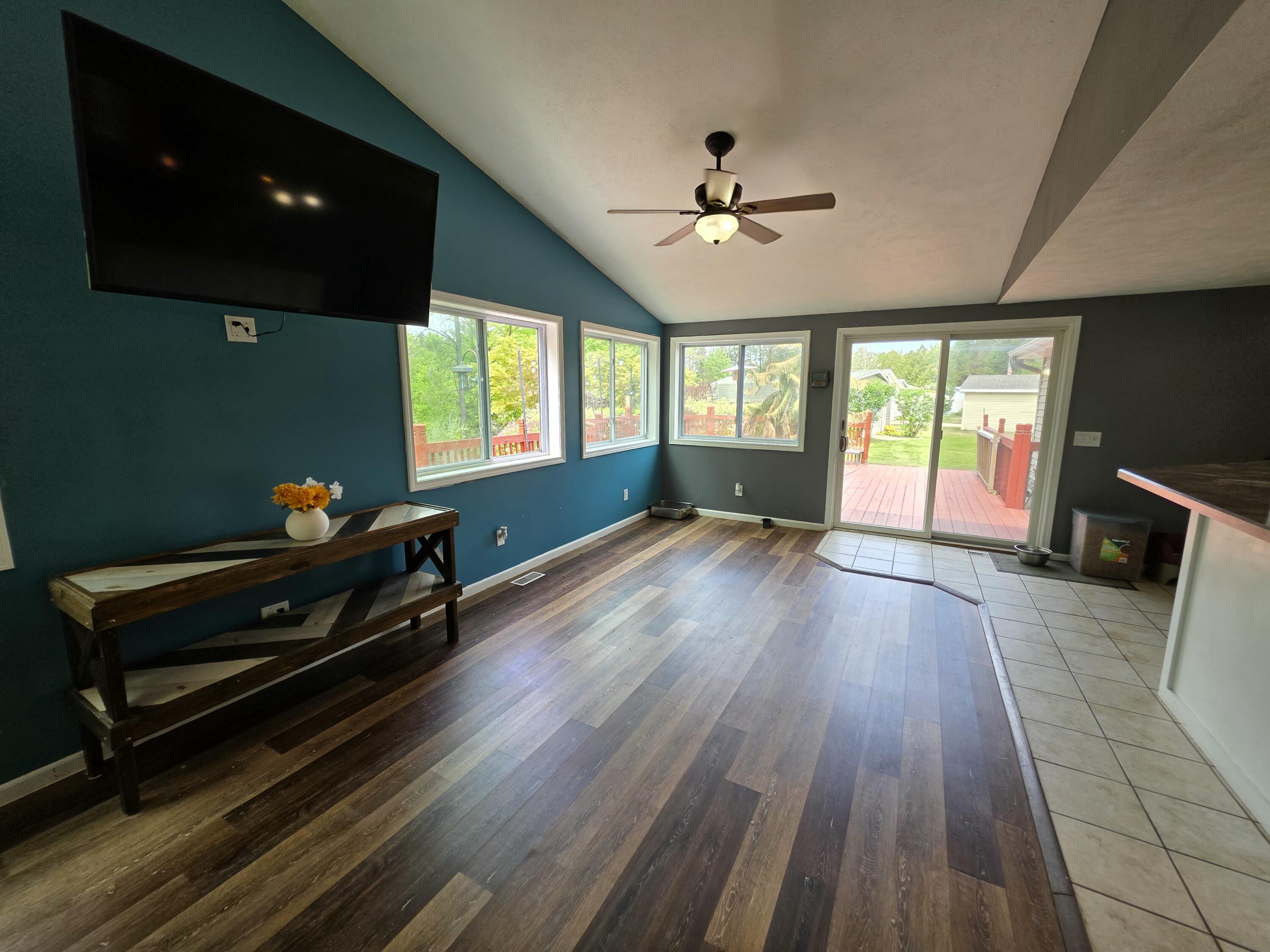1125 Kristie Lane Ludington MI 49431