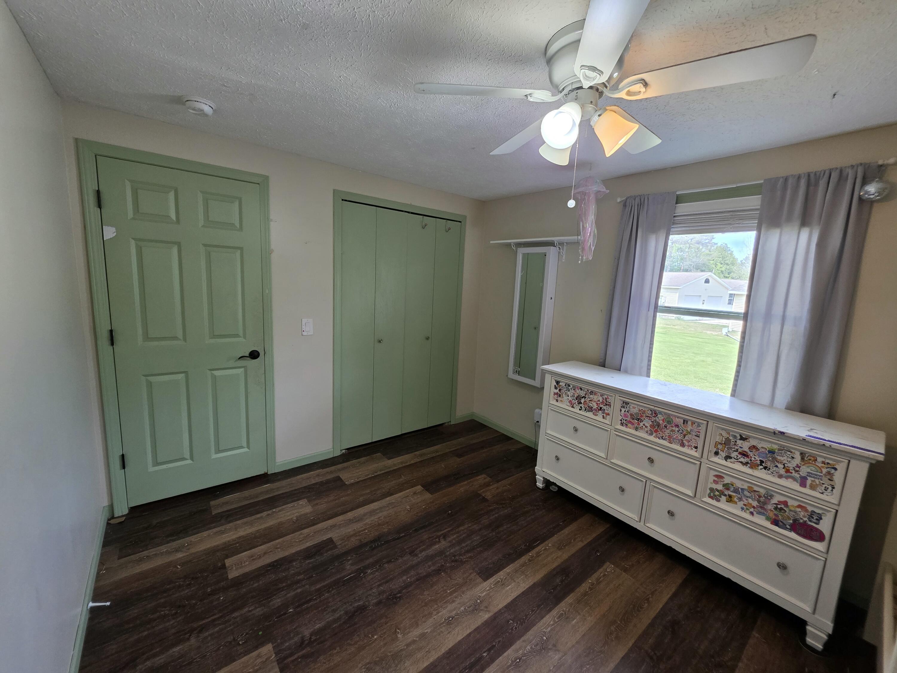 1125 Kristie Lane Ludington MI 49431
