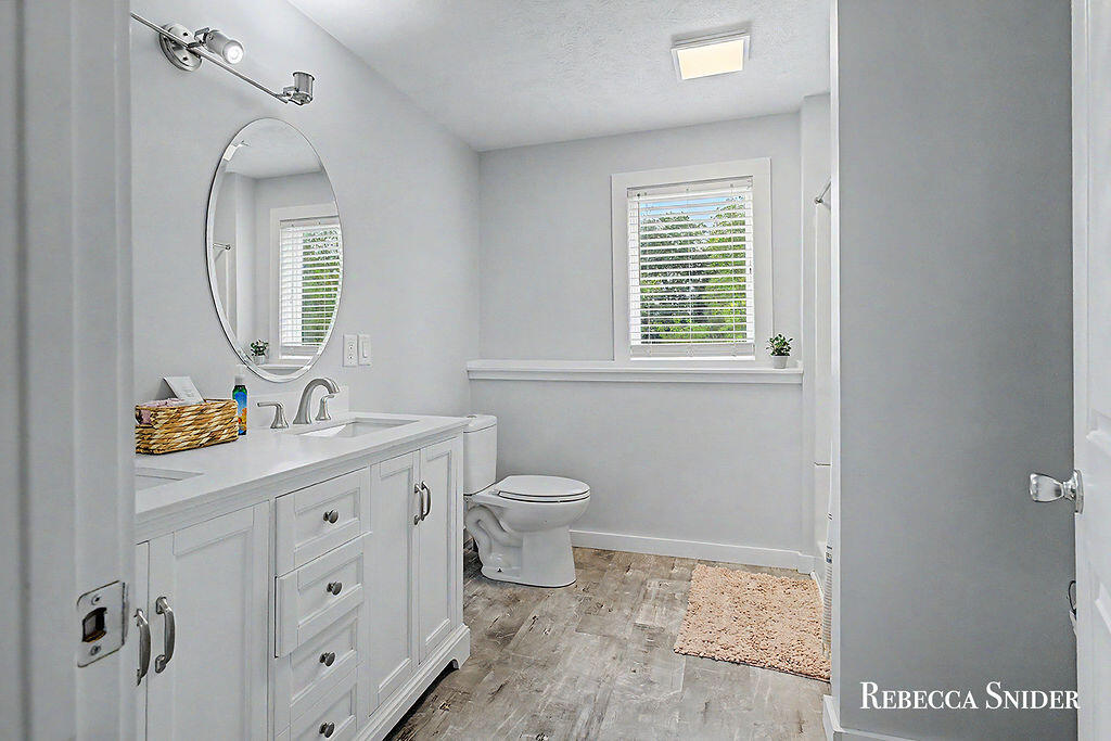 10210 Bingham Street Zeeland MI 49464
