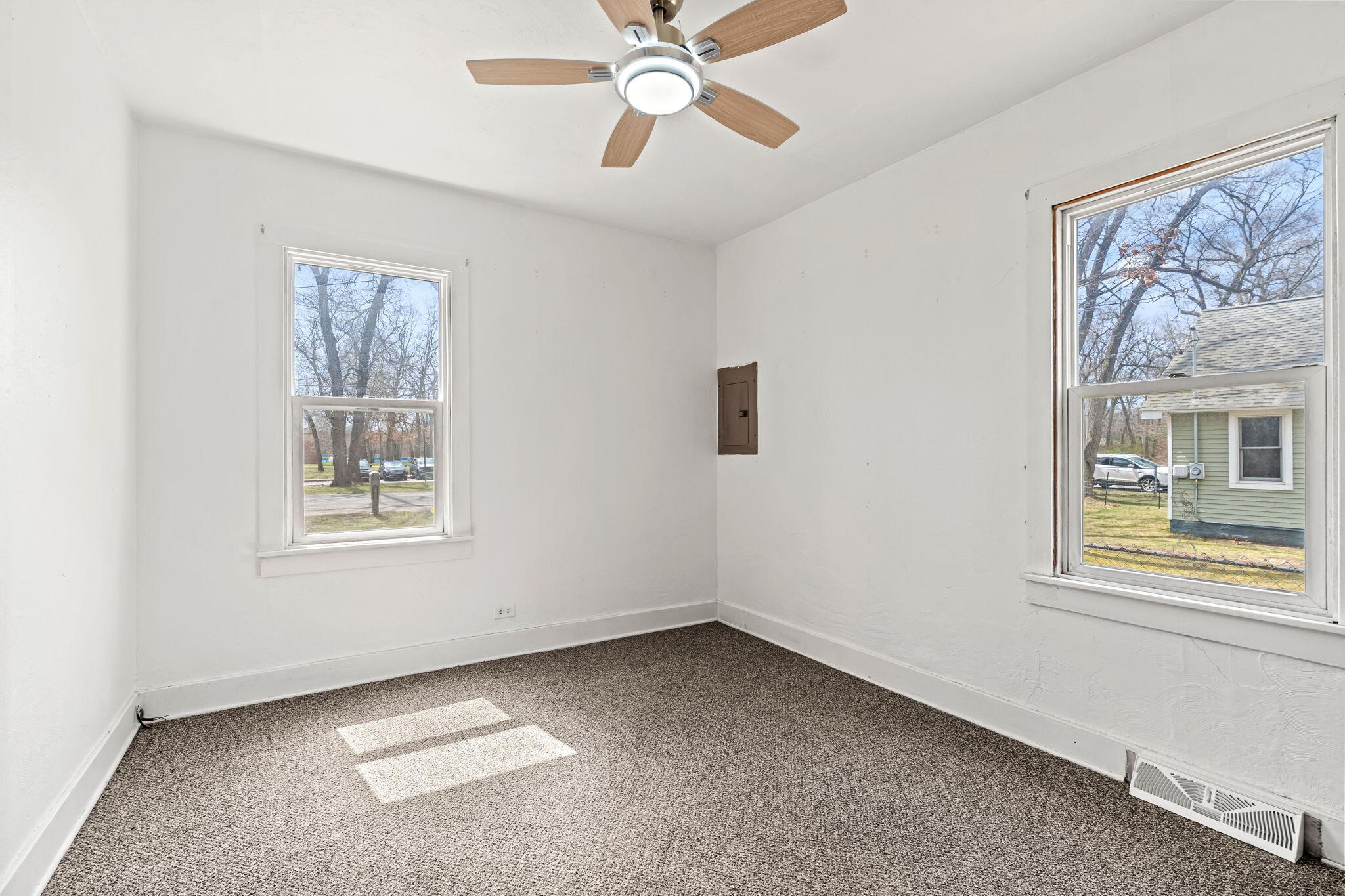 5454 Hall Road Muskegon MI 49442